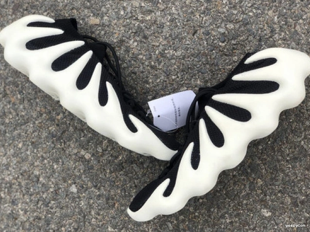 Black Yeezy Adidas 450 Cloud H68049 1025